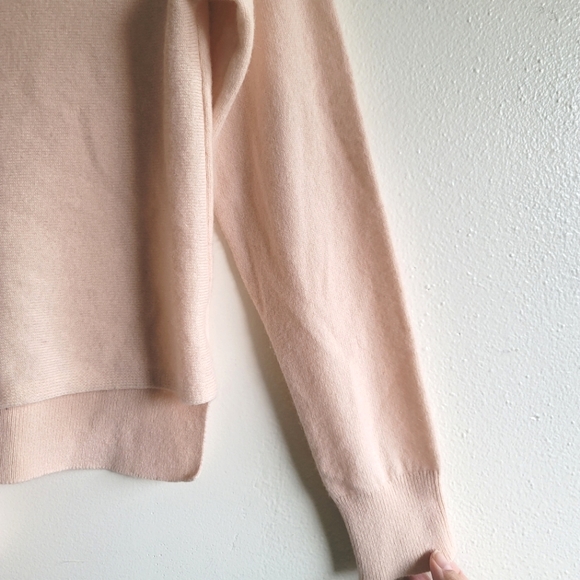 Club Monaco,‎ Haylen Cashmere Sweater,  Soft Pink, Size XS - Picture 3 of 6